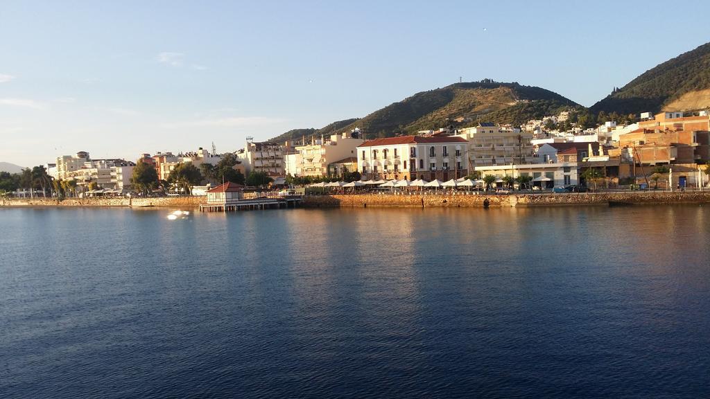 Foivos Hotell Loutrá Edipsoú Eksteriør bilde